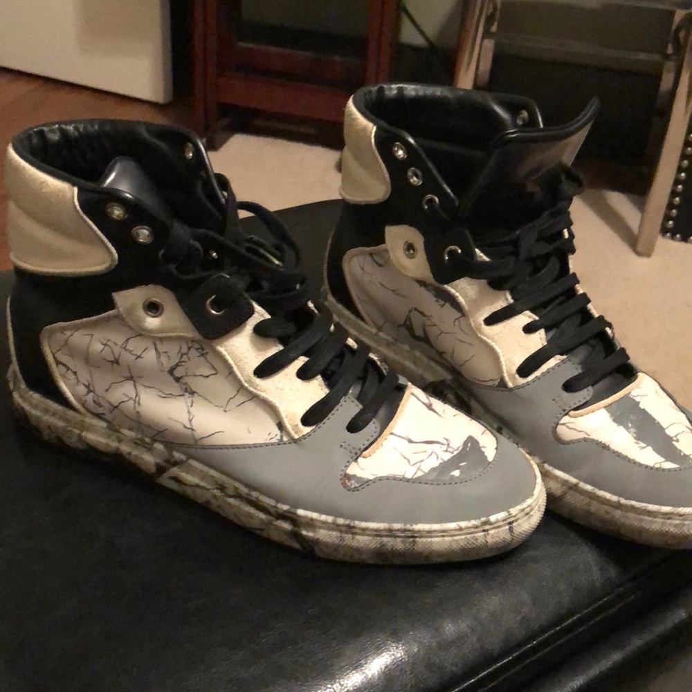 Balenciaga white/silver/black high top sneakers 39